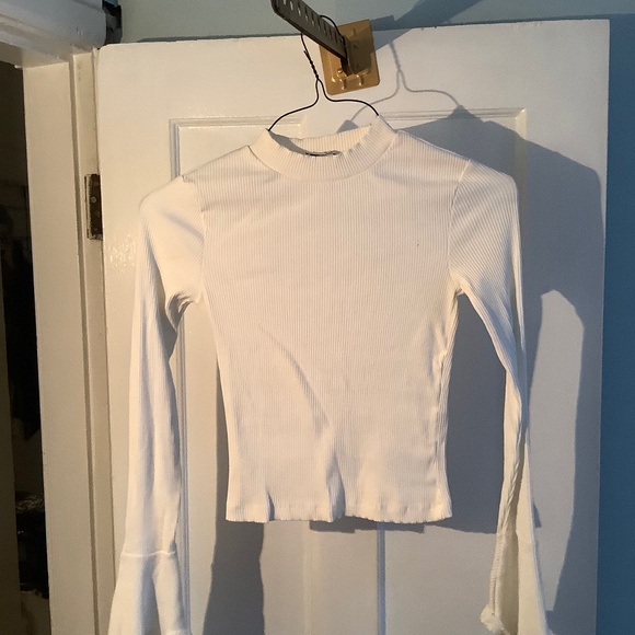 Long Sleeve Sweater - Picture 1 of 2